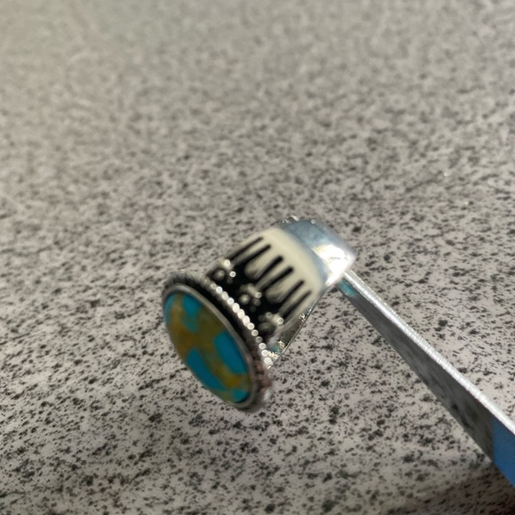 SS 925 RING SIZE 8 (NEW) - Picture 3 of 5